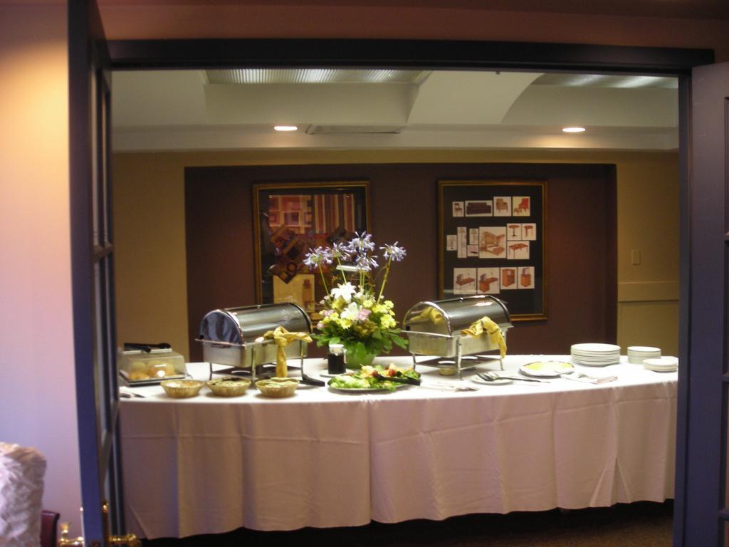 Quality Hotel Downtown-Inn At False Creek Vancouver Pokoj fotografie